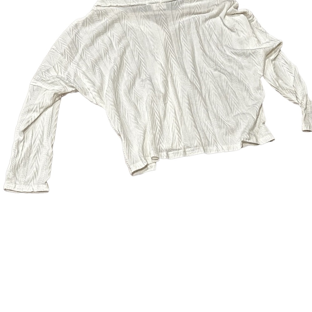 WOMENS CABLE KNIT WHITE SWEATER - Picture 2 of 5